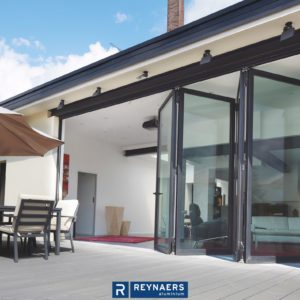 Aluminium sliding doors